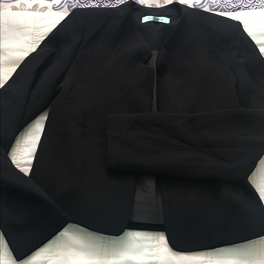 Cropped Blazer